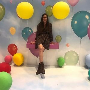 Meet your Posher, Coralys